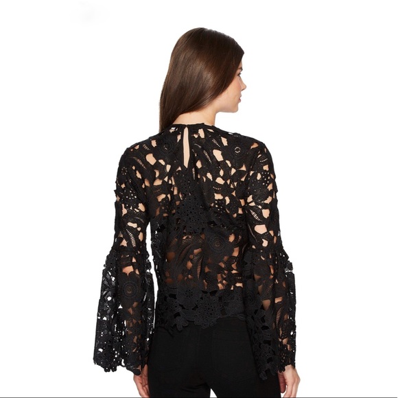 Romeo & Juliet❤️Bohemian Bell Sleeve Lace top - Picture 2 of 5